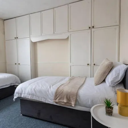 Marlborough St - Contractors Long By Shortstayuk Feriehus *