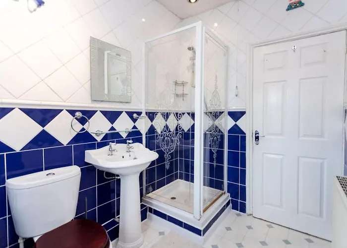 Marlborough St - Contractors Long By Shortstayuk Casa de Férias *